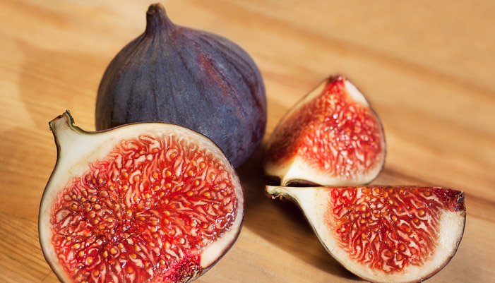 Broiled Figs and Mascarpone Cheese - Mindful by Sodexo Recipes